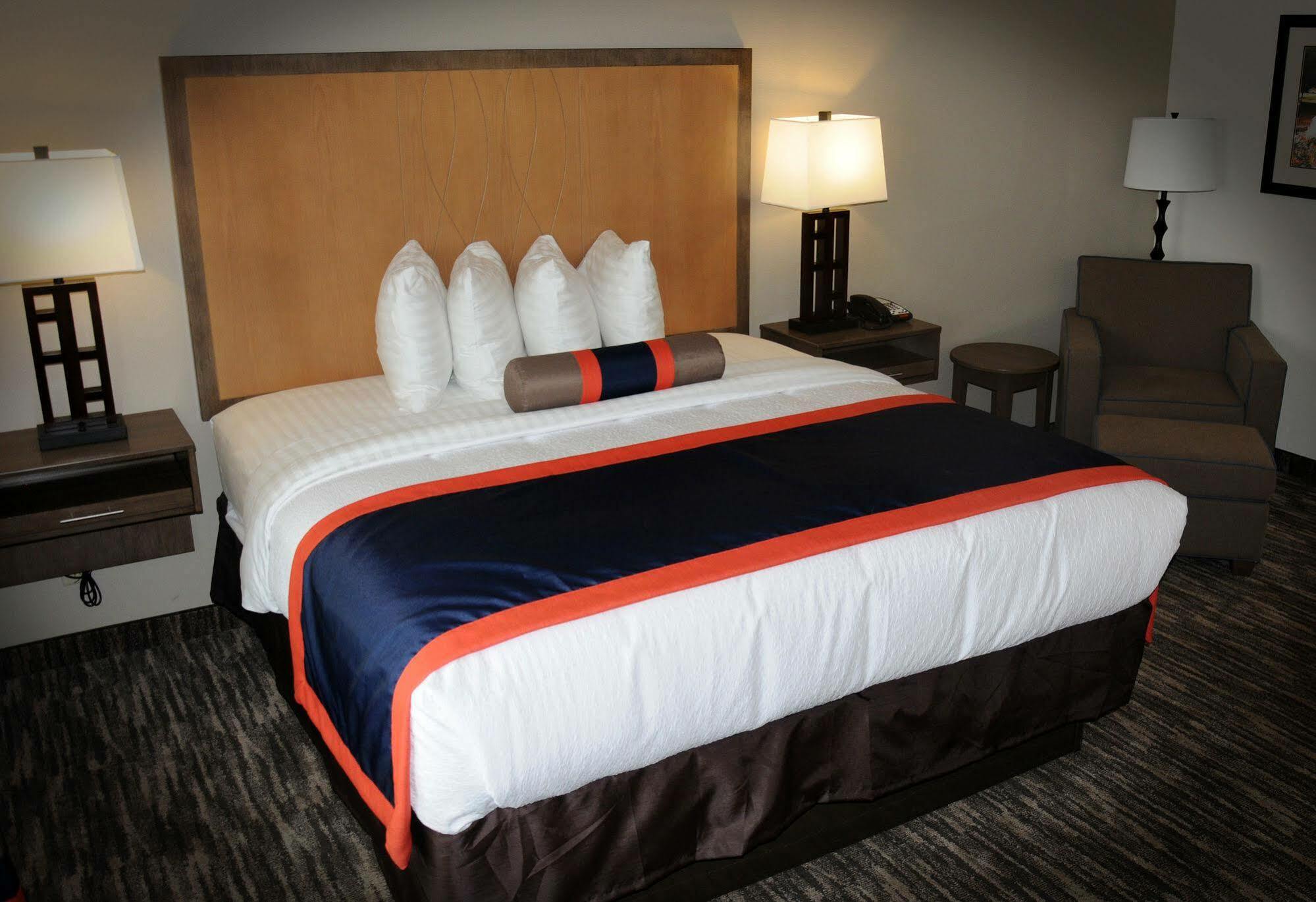 Hotel Western & 3*