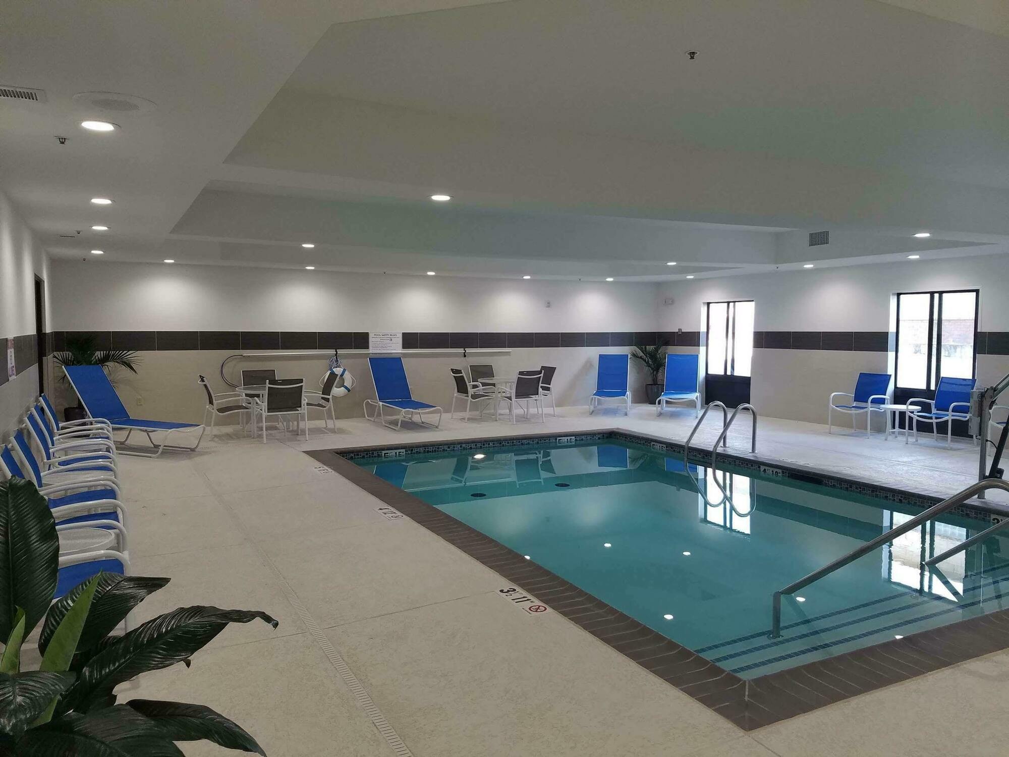 Best Western Plus & Hotel 3*